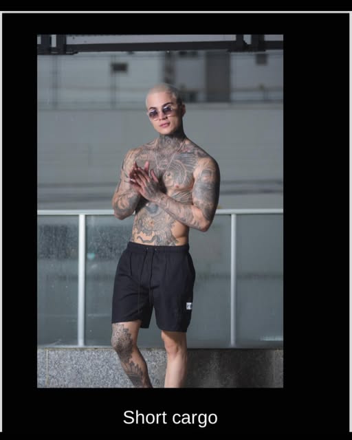 Short cargo preto